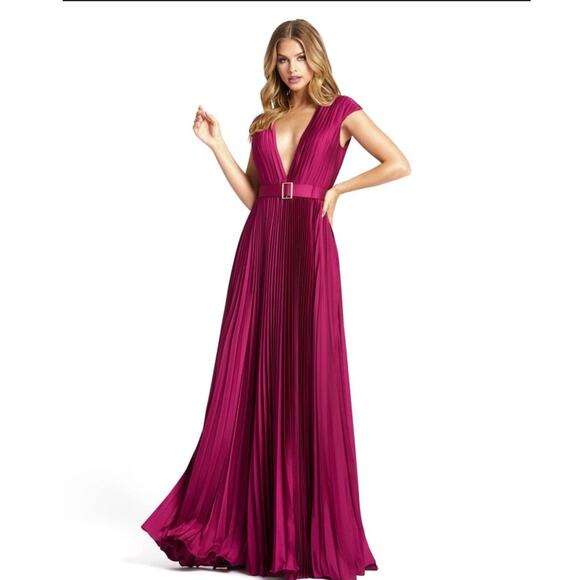 Mac Duggal Dresses & Skirts - Mac Duggal Pleated Satin Gown Raspberry Size 2 V-Neck Formal Dress